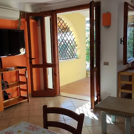 Apartment Lovely Groundfloor Terraced House Baja Sardinia