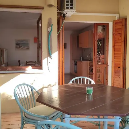 Lovely Groundfloor Terraced House Apartment Baja Sardinia